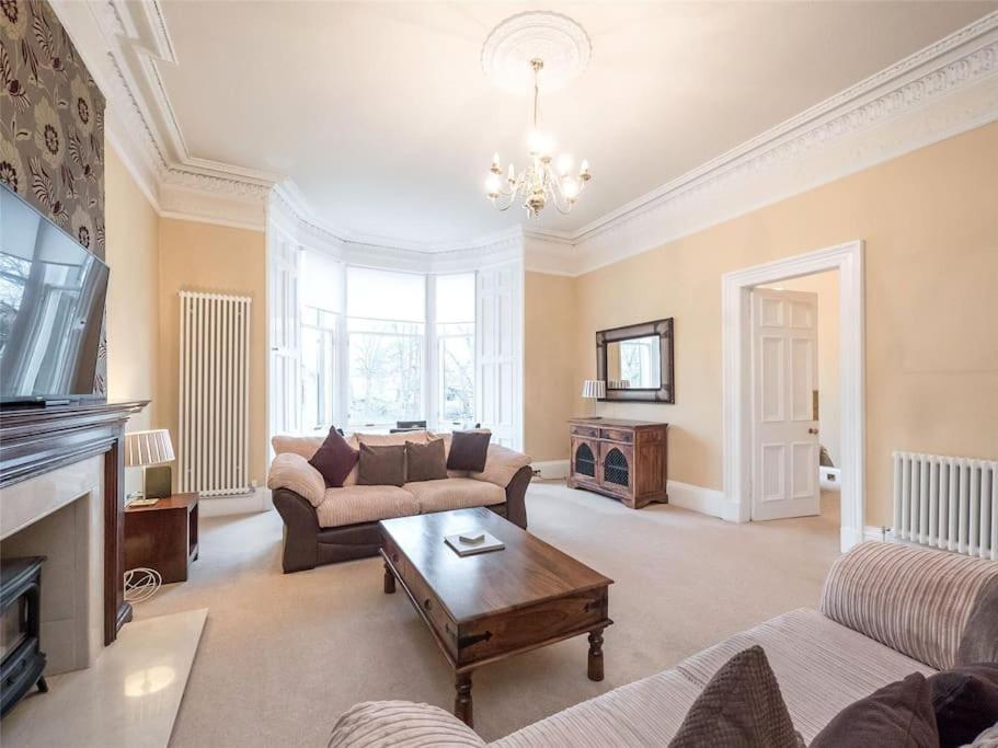 Beautiful & Bright 2 Bed Flat Murrayfield EDI Exterior foto